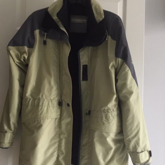 Ladies Jacket - Picture 2 of 4